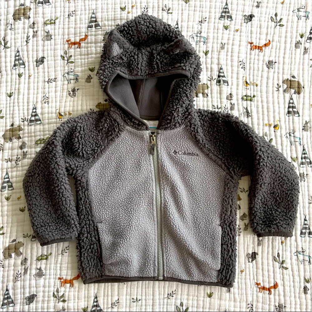 🐺 Columbia Wolf Eared Sherpa Zip Jacket